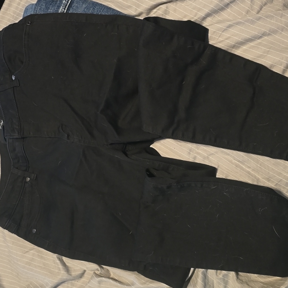 1822 Denim Women's Black Jeans